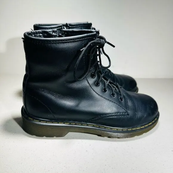 Doc Martens Black Delaney Leather Boots Size 5 Girls,