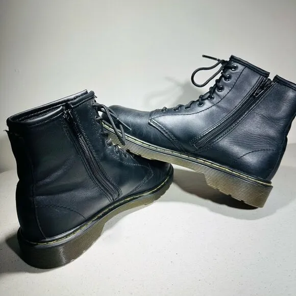 Doc Martens Black Delaney Leather Boots Size 5 Girls,