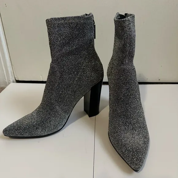 Dolce Vida NIB Pewter Sparkly Elana Fabric Heeled Boots Size 9