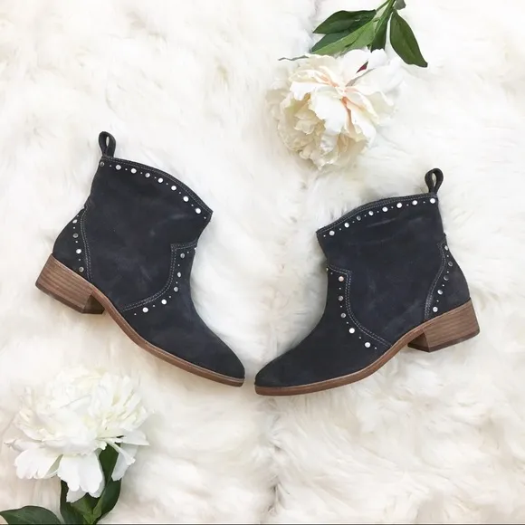 Dolce vita anthracite  studded leather boots