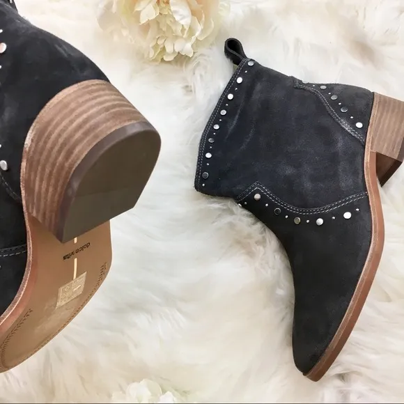 Dolce vita anthracite  studded leather boots