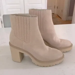 Dolce Vita Caster H2O Boots Mushroom Suede cream tan waterproof Chelsea boots