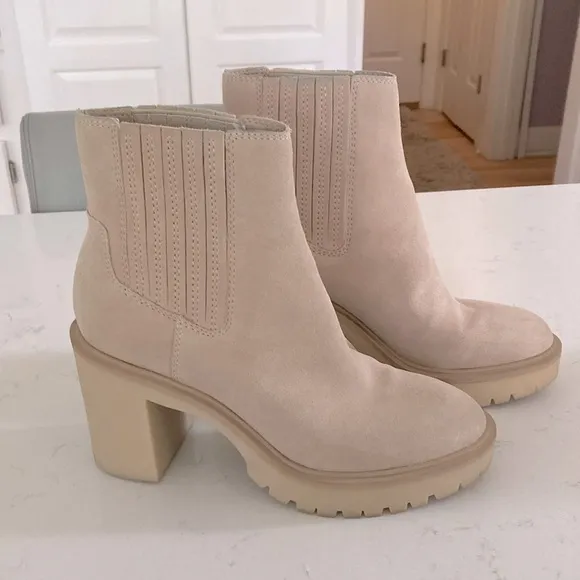 Dolce Vita Caster H2O Boots Mushroom Suede cream tan waterproof Chelsea boots
