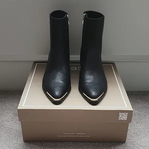 Dolce Vita Nonah Boots
