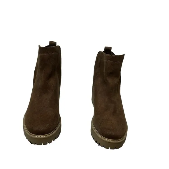 Dolce Vita Rango Ankle Boots Truffle Suede Lug Sole Booties Women’s Size 9.5