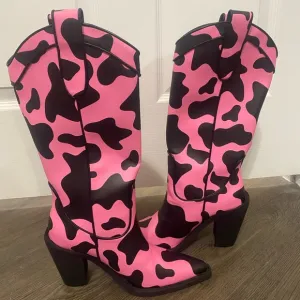 Dolls Kill / Trickz N’ Treatz | Riding High Cowboy Boots