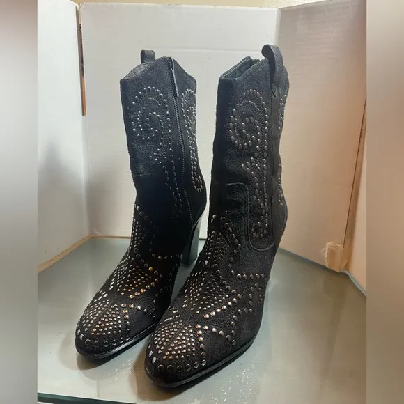 Donald J. Pliner Olivia Leather Boots | Color: Black/Silver | Size: 8
