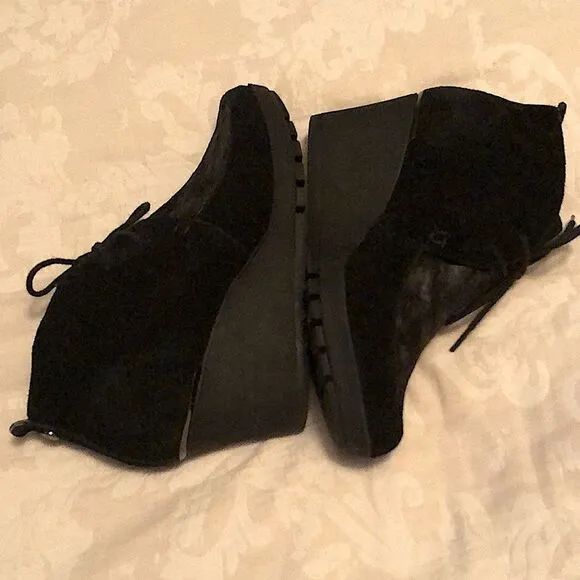 DONALD J PLINER Wedge Boots Size 6