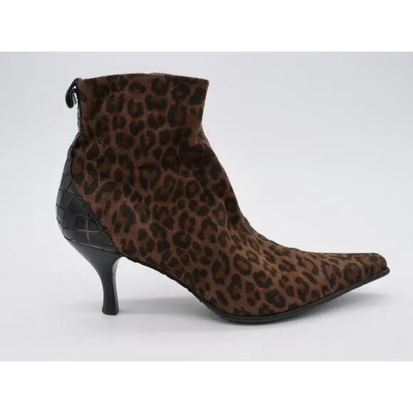 Donald Pliner Ankle Boots Womens 6.5 Leopard Print Suede Lola Pointed Toe Heels
