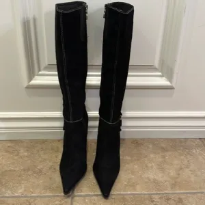 DONOLD PLINER Vero Cuoio Suede Boots. Made in Italy. Black. Size 8.