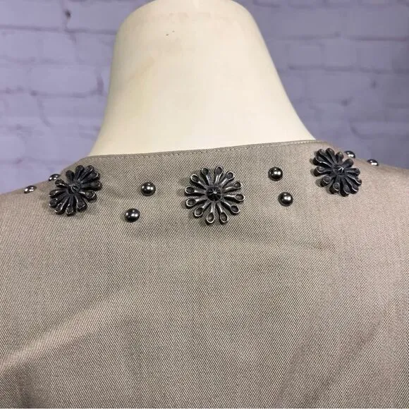 DOUBLE D RANCH tailored blazer with metal flower button embellishments. Medium