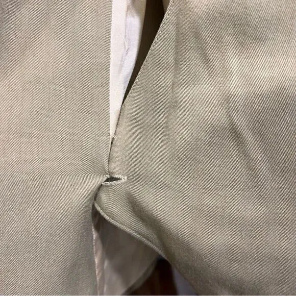 DOUBLE D RANCH tailored blazer with metal flower button embellishments. Medium