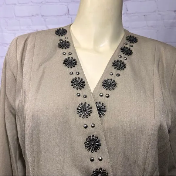DOUBLE D RANCH tailored blazer with metal flower button embellishments. Medium