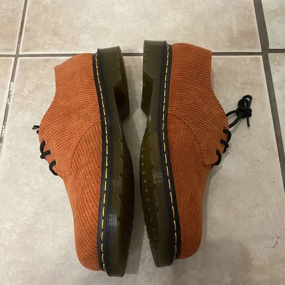 Dr. Doc Martens 1461 Corduroy Men’s 9 Oxford Duchess Boots Orange