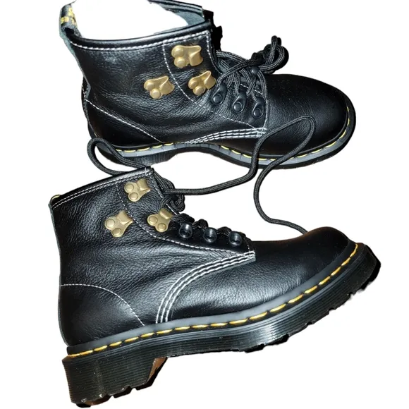 Dr. Martens 101 Virginia Hardware Boots