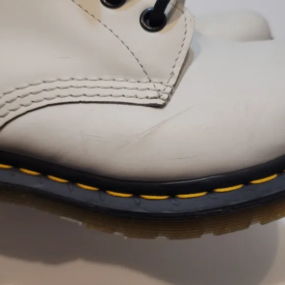 Dr. Martens 11821 White Leather Boots Size 6 US