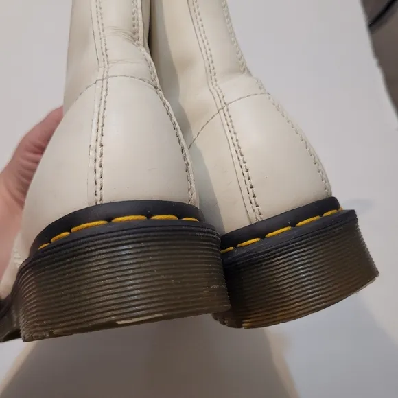 Dr. Martens 11821 White Leather Boots Size 6 US