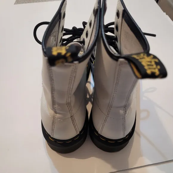 Dr. Martens 11821 White Leather Boots Size 6 US