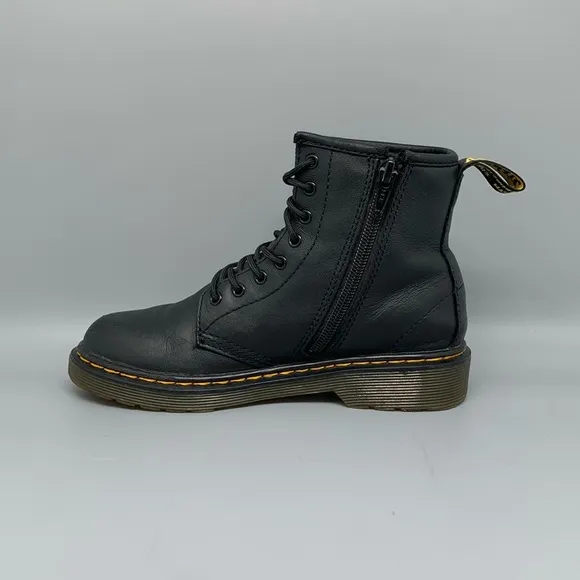 Dr Martens 1460 Leather Boots Youth Sz 2