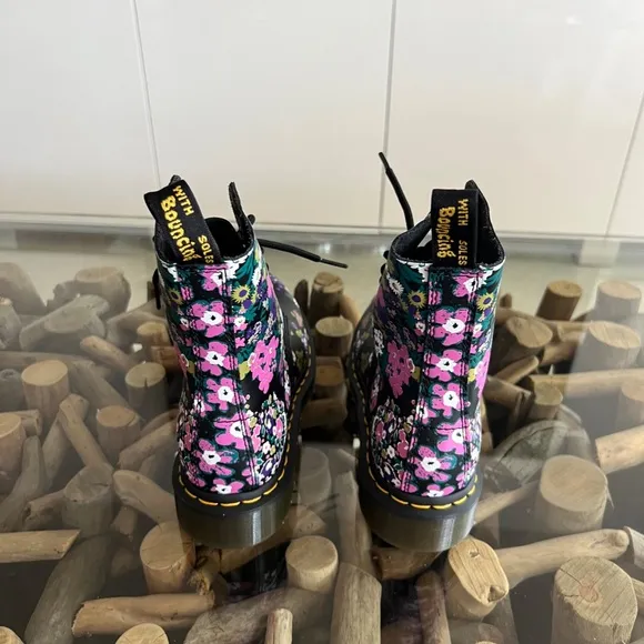 DR MARTENS 1460 Pascal Vintage Floral Leather Boots