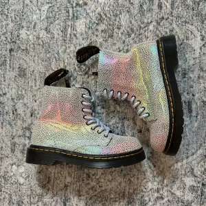 DR. MARTENS 1460J PASCAL BOOT - KIDS WHITE RAINBOW