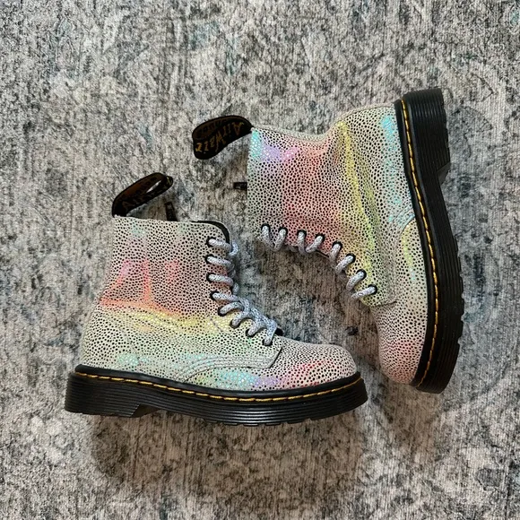 DR. MARTENS 1460J PASCAL BOOT - KIDS WHITE RAINBOW
