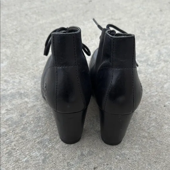Dr. Martens Black Leather Ankle Boots