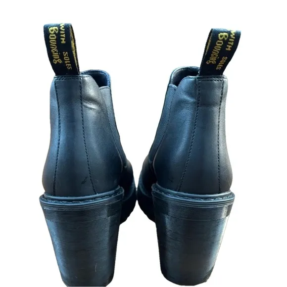 Dr. Martens Hurston Black Leather High Heeled Boots Chunky Platform Women’s 8