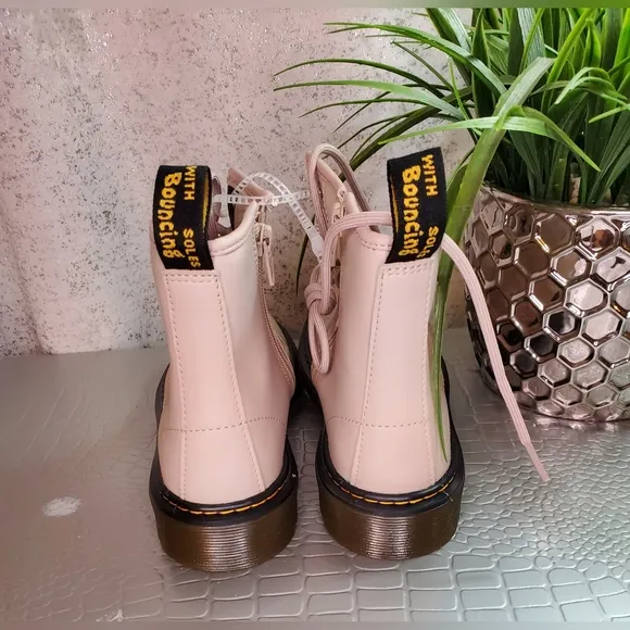 Dr. Martens Kids 1460 8-Eye Leather Boots