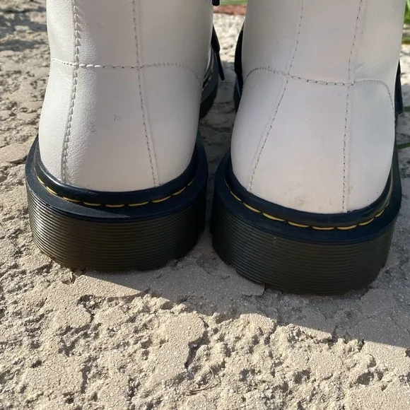 Dr. Martens Luana combat boots size 9 white hipster streetwear bold
