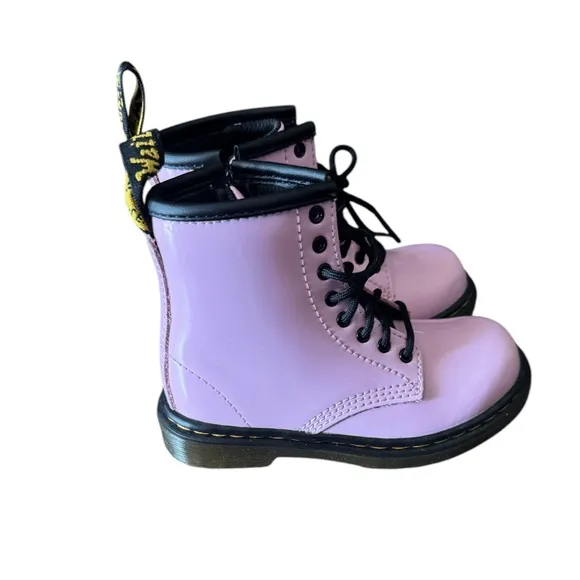 DR. MARTENS Pale Pink Girls lace up combat Leather Boots size 8