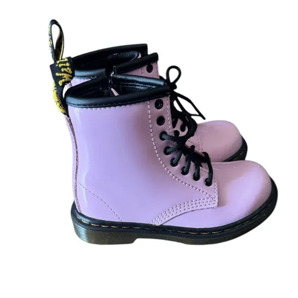 DR. MARTENS Pale Pink Girls lace up combat Leather Boots size 8