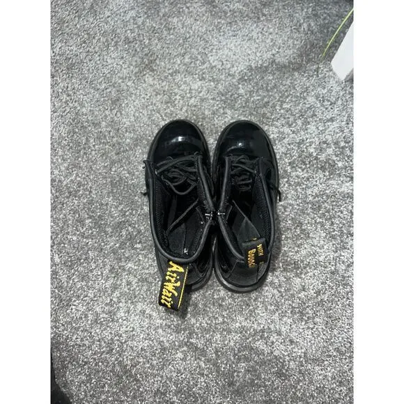 Dr. Martens Patent Leather Lace Up‎ Boots Size 4