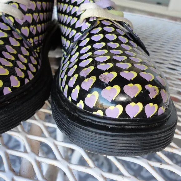 DR MARTENS Women's 1460 J Patent Leather Purple Heart Print Boots Size 5