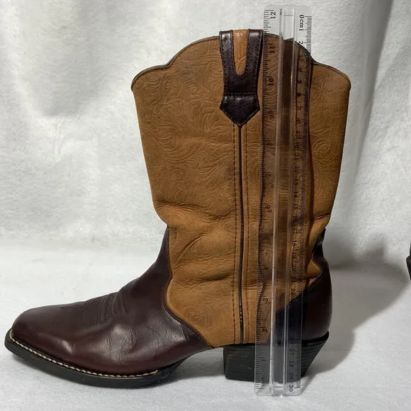 DURANGO Women’s Cowboy Boots. Size 10 M. Smooth and Suede Leather.