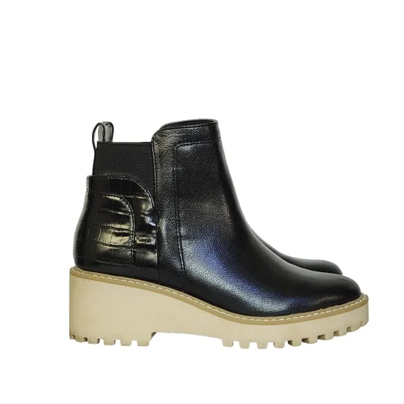 DV Dolce Vita Rielle Chunky Heel Platform Ankle Boots in Black Womens Size 7 M