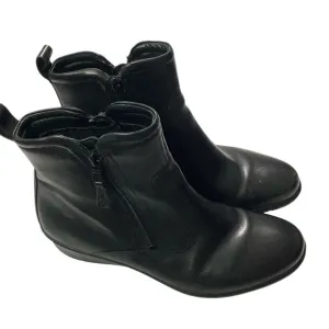 Ecco Leather Ankle Boots