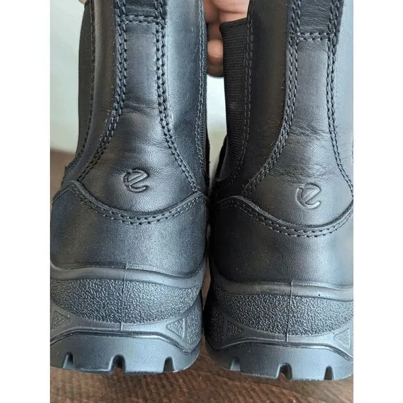 Ecco Women's Track 25 Chelsea Black Leather Boots - Size 40 - 9/9.5