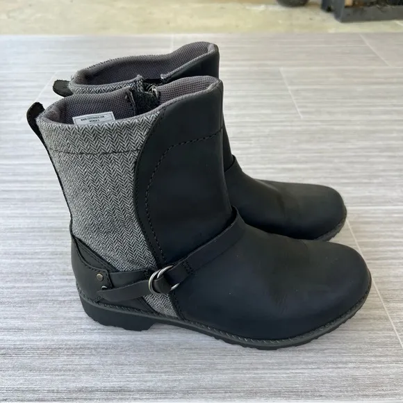 Eddie Bauer Covey Ankle Boots, Black Leather and Herringbone, size 7, EUC