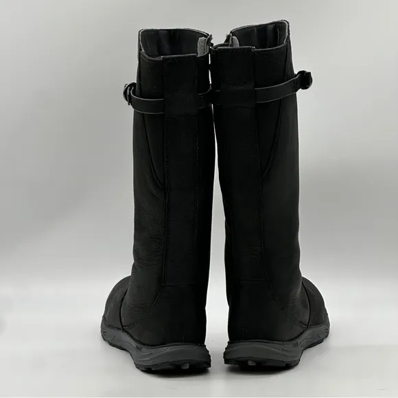Eddie Bauer Lodge Boots. Size 8.5