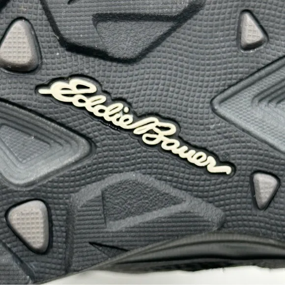Eddie Bauer Lodge Boots. Size 8.5