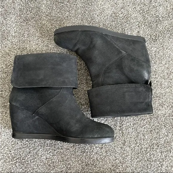 Eileen Fisher Ankle Boots Womens Size 8.5 Black Leather Wedge Fold Over Booties