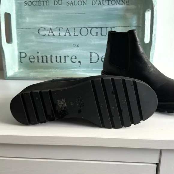 Eileen Fisher Women’s Chelsea Wedge Black Leather Boots Plus Dust Bag Si…