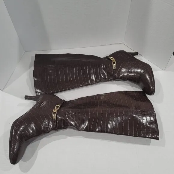 Ellen Tracy Heidey Croc Embossed Round Toe Boots Size 8.5