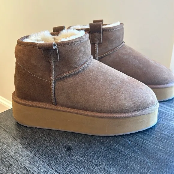 EMU Australia Stinger Micro Waterproof Suede Sheepskin Boot,‎ Chestnut, Size 10
