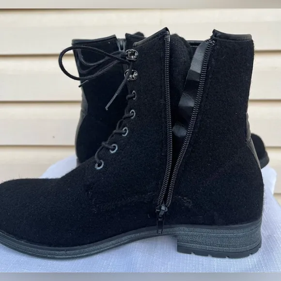 Eric Michael Caterina black wool felt waterproof lace-up ankle boots, zipper, 40