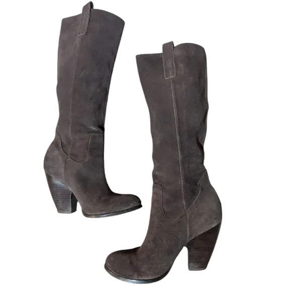 EUC Carlos Santana Hotrod Dark Brown Tall Suede Boots size 8