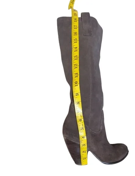 EUC Carlos Santana Hotrod Dark Brown Tall Suede Boots size 8