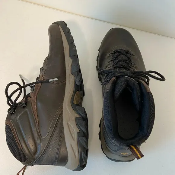 EUC | Columbia men’s newton ridge plus II waterproof lace up hiking boots — 10.5