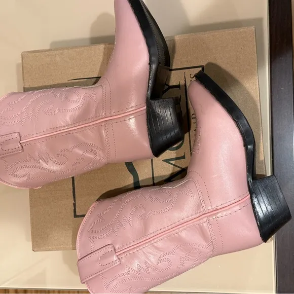 EUC Smoky Mountain Leather Pink Cowboy Boots